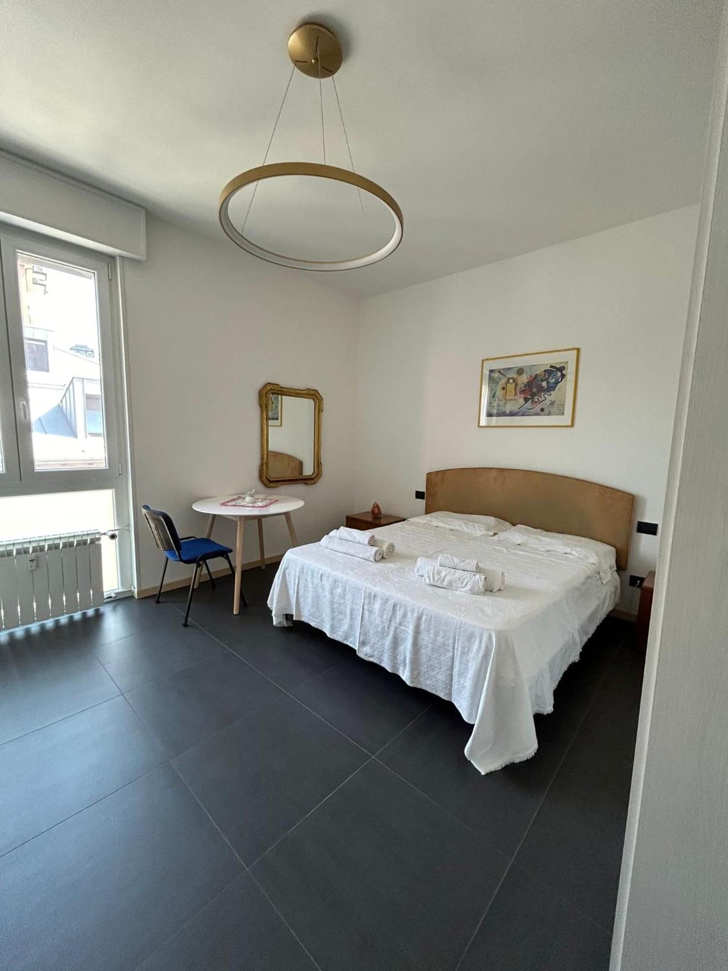 M&M Bergamo Center - Modern Flat With Free Wifi-Netflix And Welcome Italian Coffee エクステリア 写真