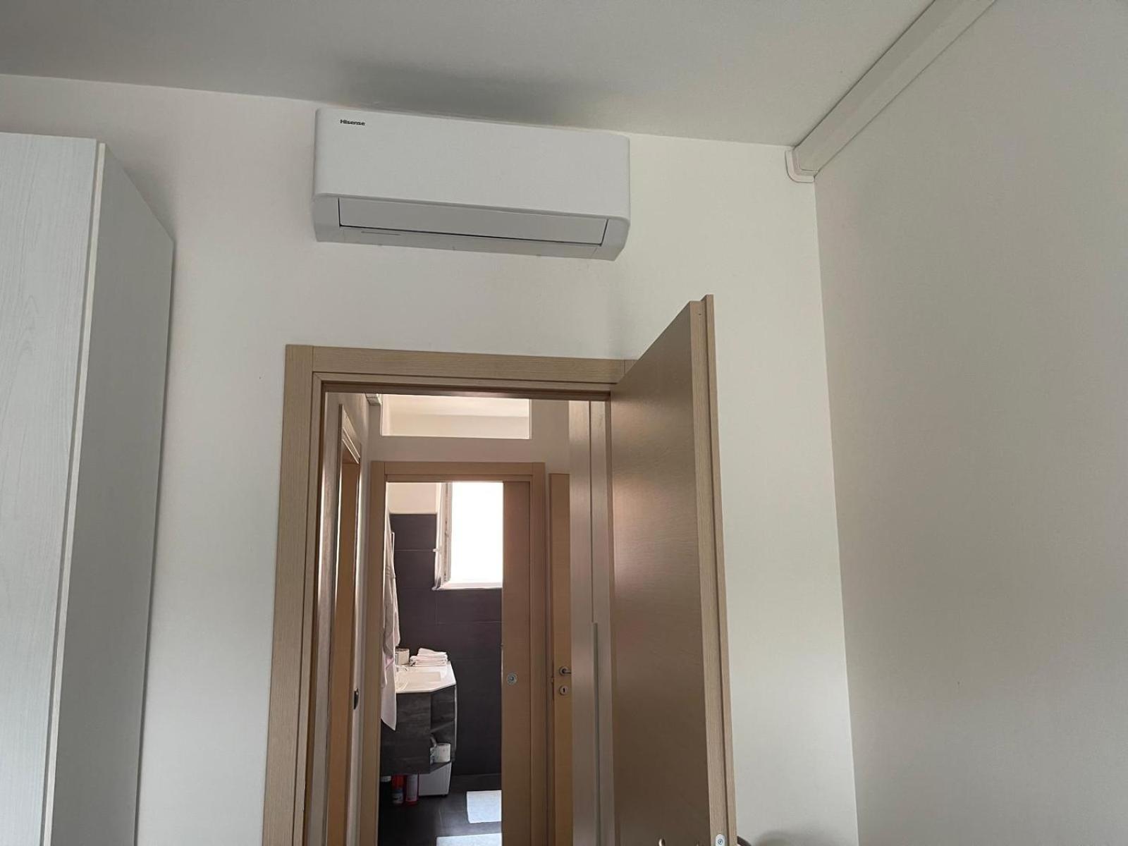 M&M Bergamo Center - Modern Flat With Free Wifi-Netflix And Welcome Italian Coffee エクステリア 写真